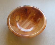 This yew dish won a commended certificate for Keith Leonard